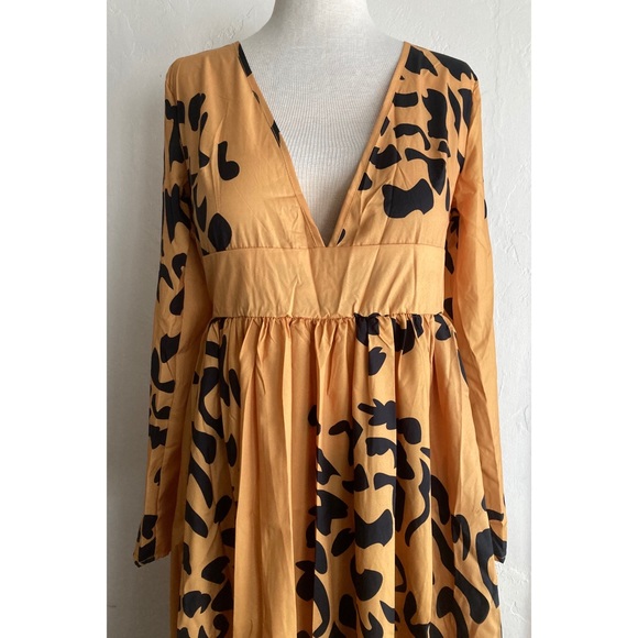 🌀NWT Yellow and black Maxi Dress - Picture 7 of 14